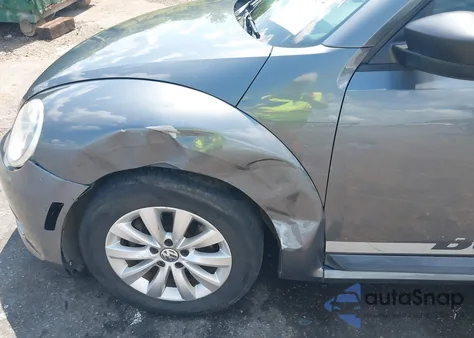 2013 Volkswagen Beetle 2.5L Entry из США, поврежденный, VIN 3VWFP7AT9DM662473